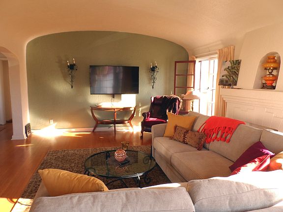 5th image of 134 Quincy Ave