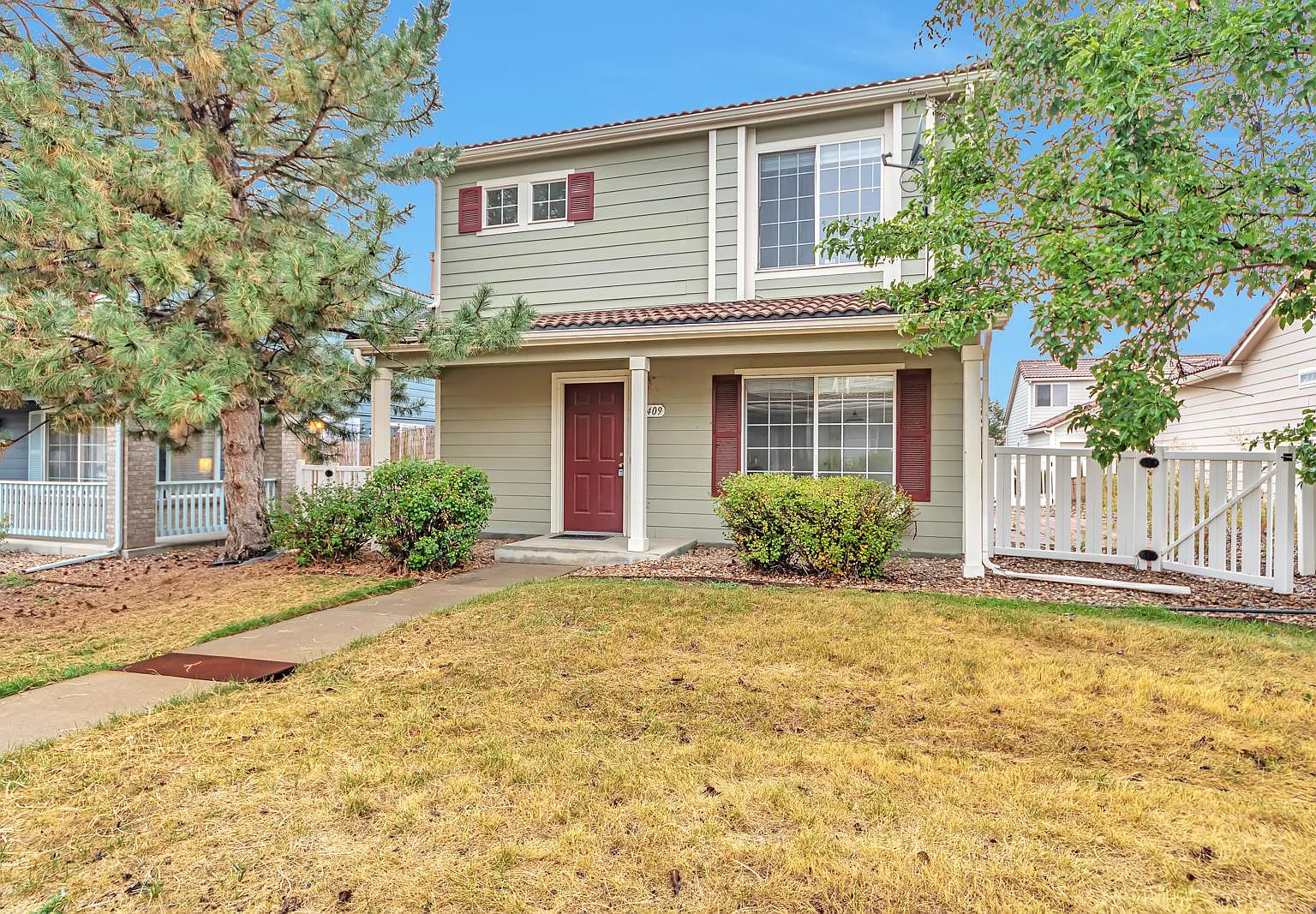 3 bed, 2.5 bath, 1300 sqft, $2,650 — Photo 3