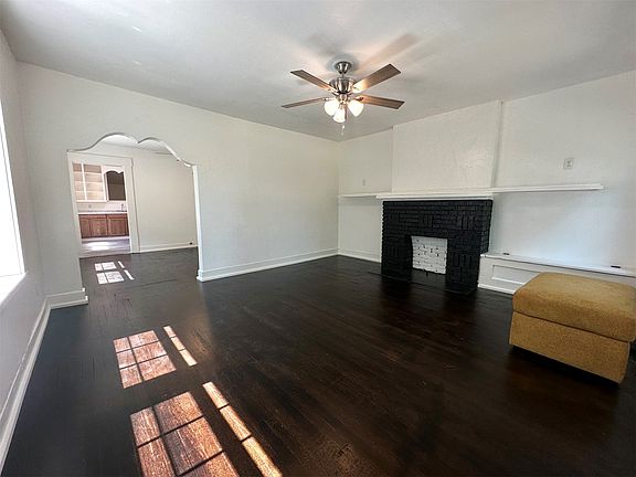 3rd image of 440 W Adams Ave #438 & 440