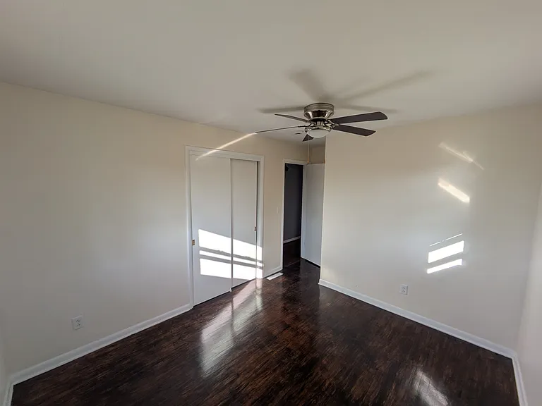 7525 Esther Dr — Photo 8