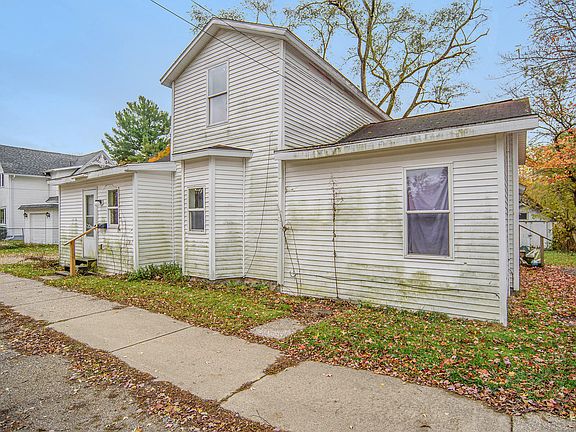 2nd image of 28 W South St #1