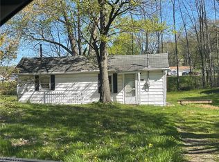 2925 Arcadia Rd, Akron, OH 44312