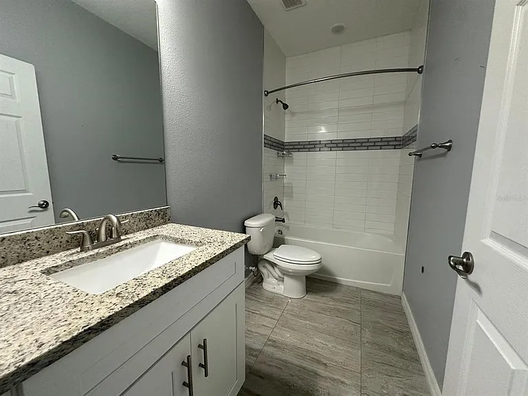 117 W Murphy St — Photo 11