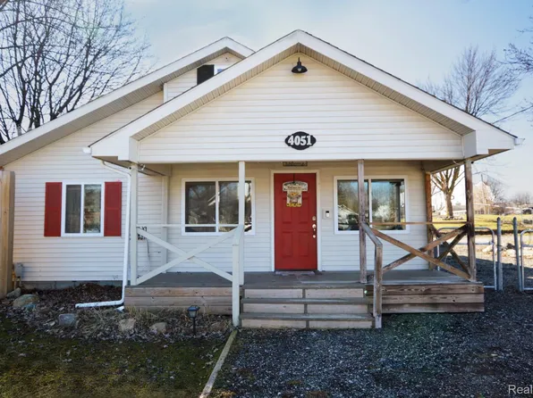 4051 Red Wing Dr, Flint, MI 48532