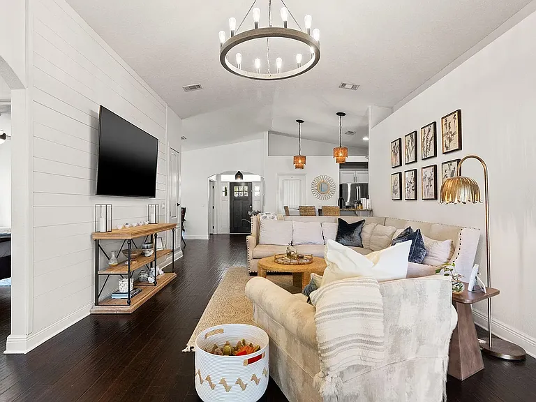 10 Golden Eagle Ct — Photo 8