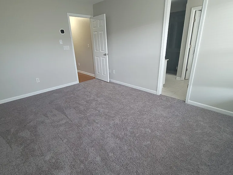 817 Charles Bank Ave SE #817 — Photo 20