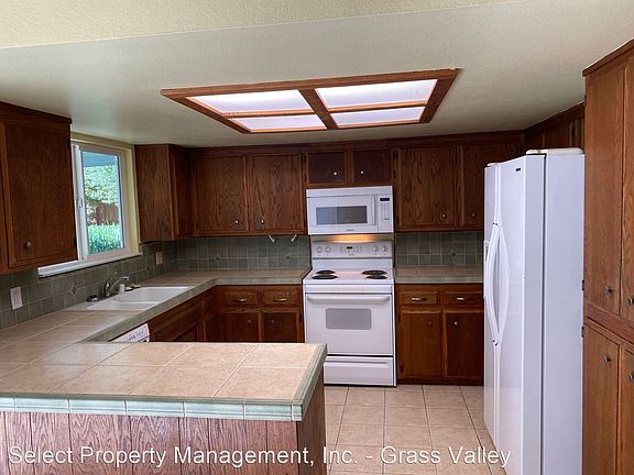 5th image of 13320 Devin Ln