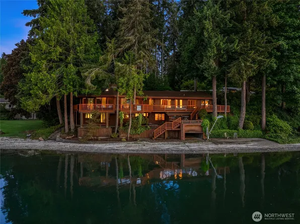 1678 NE Jacobson Road, Poulsbo, WA 98370