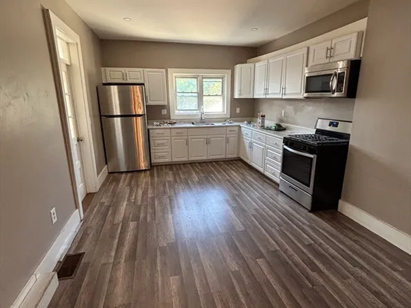 57 Bedford St #57, Waltham, MA 02453