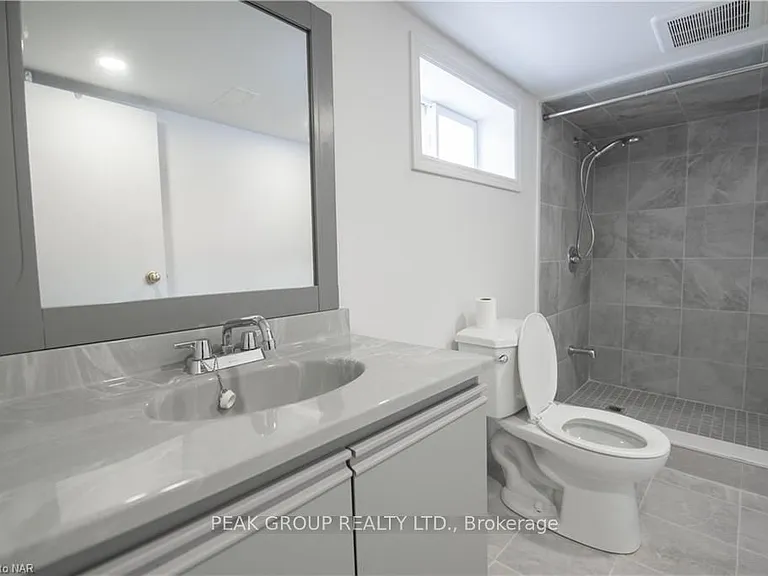 4747 4th Ave — Photo 30