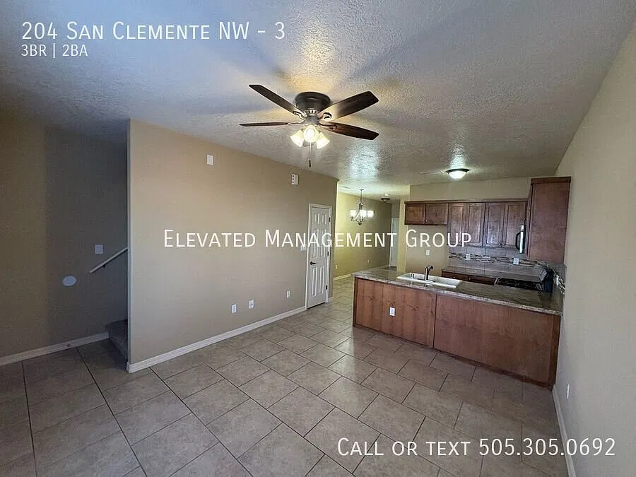 Fantastic 3-Bedroom Town Home! — Photo 3