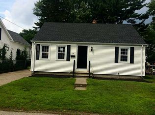 33 Providence Ave, Riverside, RI 02915