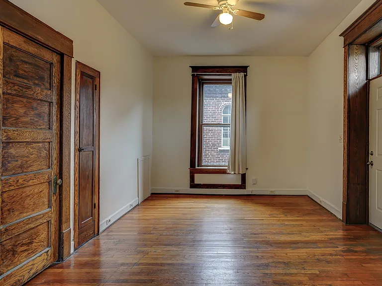 209 W 5th Ave #204 — Photo 19