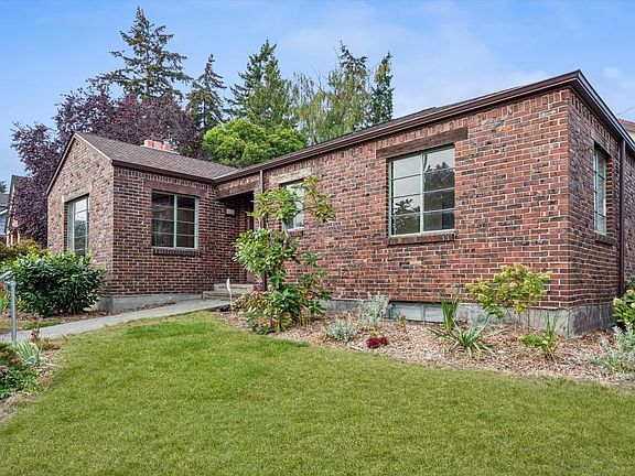 3rd image of 4105 51st Ave S
