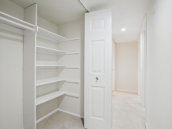 Lots of closet space