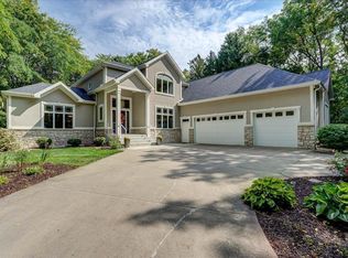 7688 Schiller Ct, Verona, WI 53593