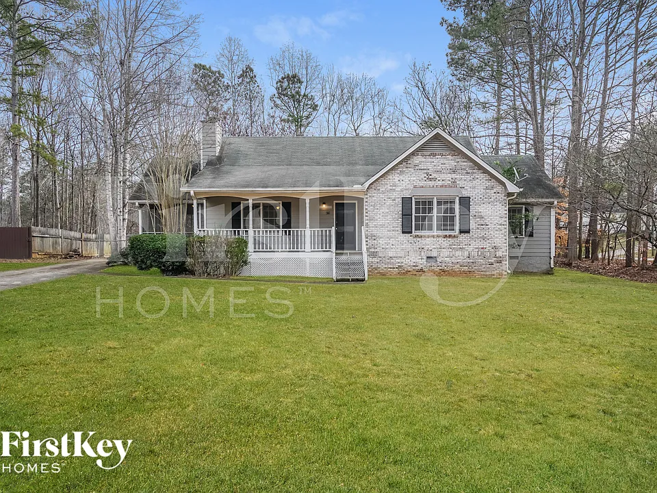 273 Hollis Cir