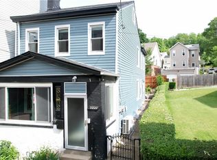5227 Dearborn St, Pittsburgh, PA