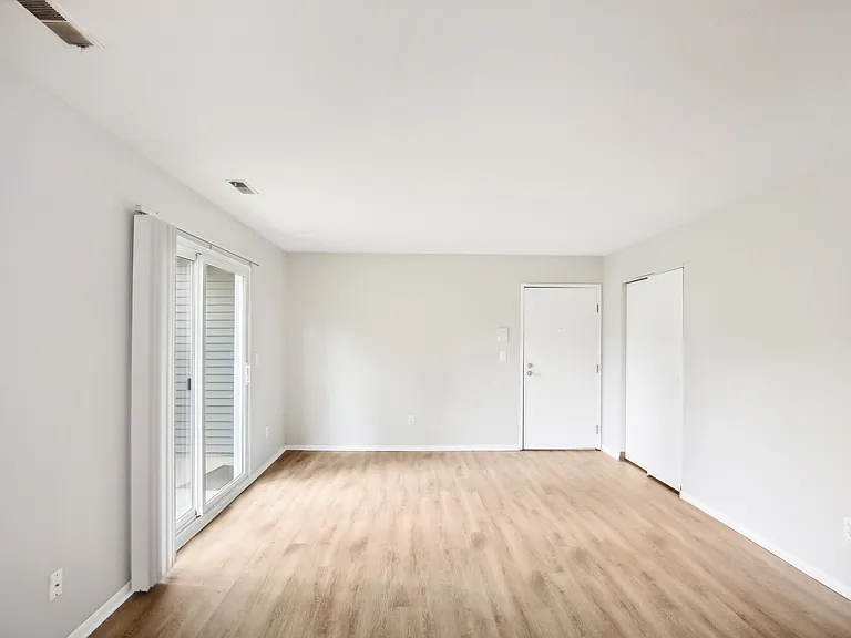 Northridge Meadows — Photo 16