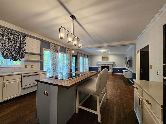 4th image of 2077 Wilshire Dr SW