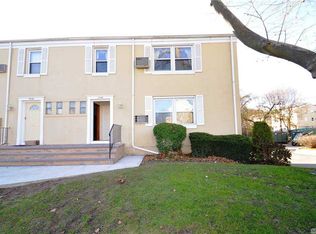 71-48 252nd St #12B, Bellerose, NY 11426