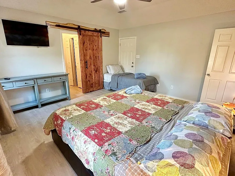 45 County Road 4857 — Photo 30