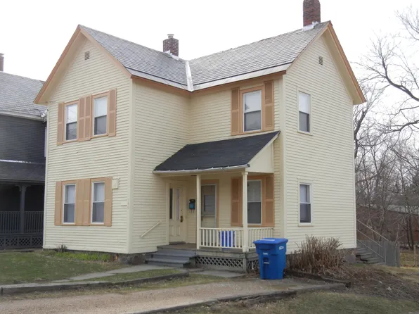 146 Colchester Ave, Burlington, VT 05405