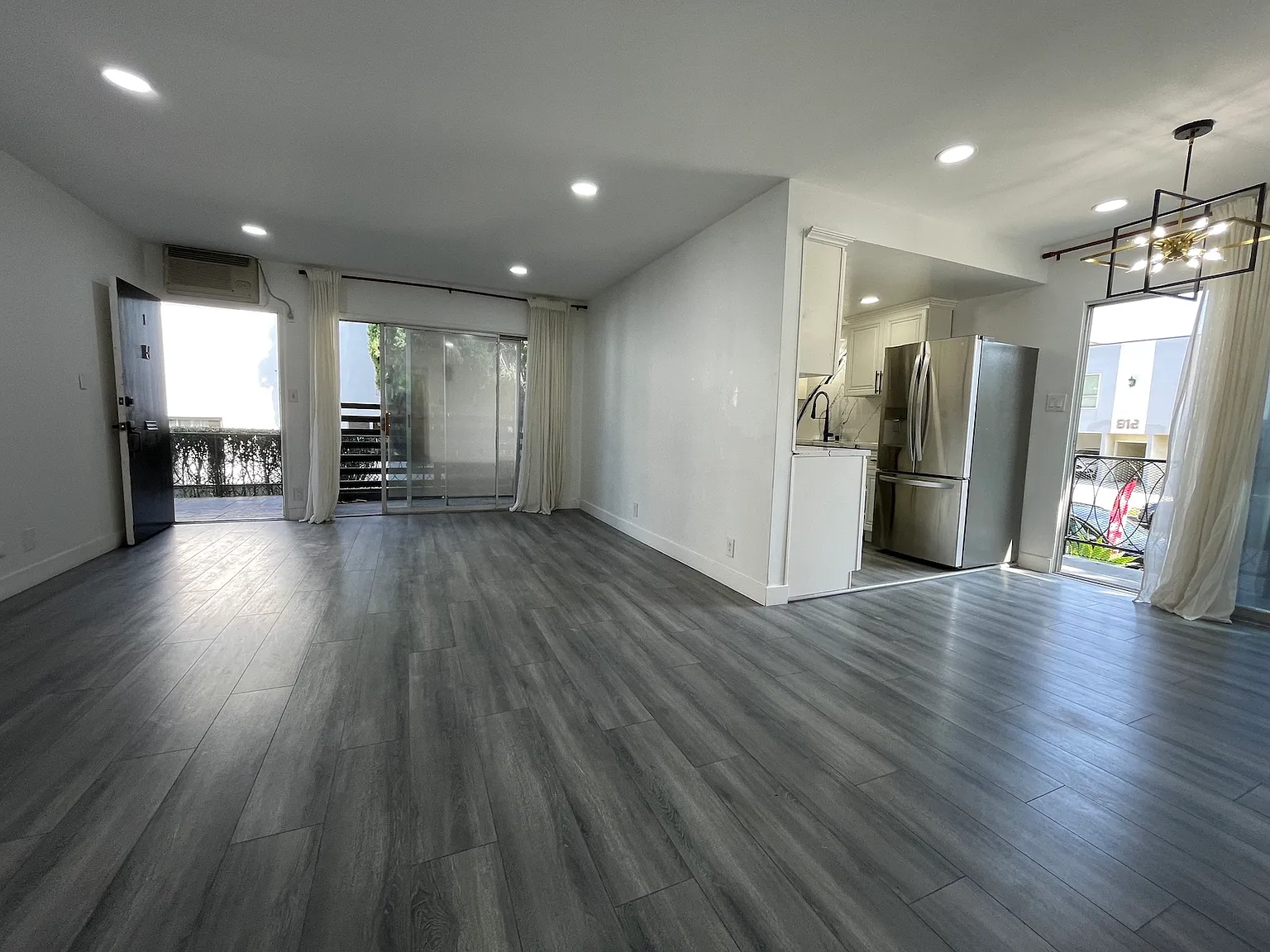 N Alfred St, West Hollywood — Photo 2