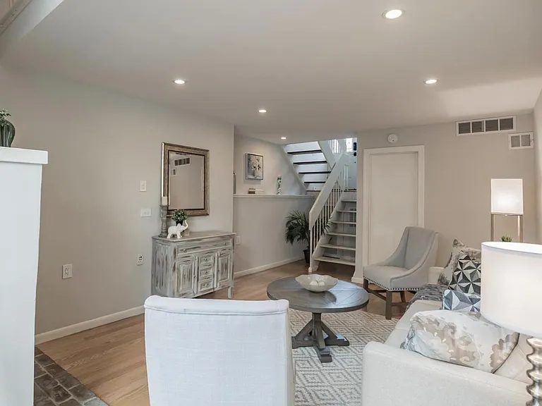 305 Fitzwater St — Photo 12