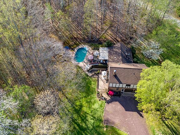2nd image of 10000 Landrum Rd