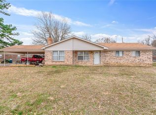 207 Bell Rd, Greenwood, AR 72936