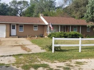 4042 Lafayette Rd, Evansdale, IA 50707