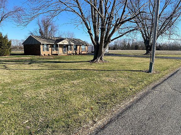 2nd image of 3107 N Jefferson Lake Rd