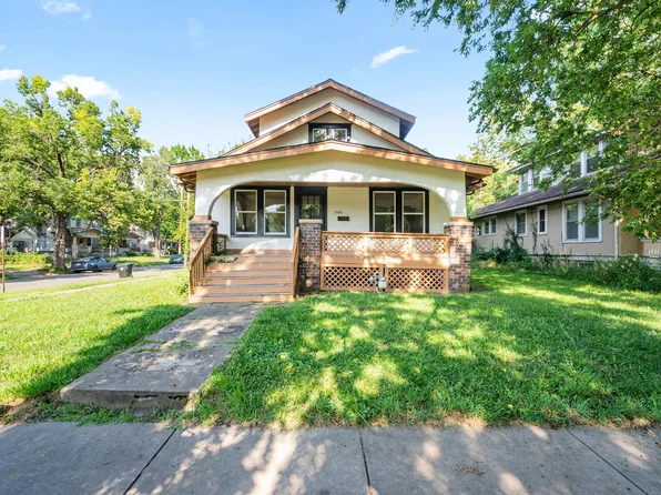 1500 SW College Ave, Topeka, KS 66604