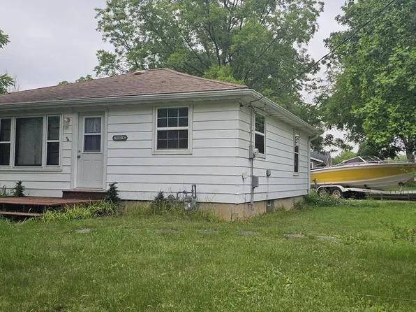 11102 82nd STREET, Pleasant Prairie, WI 53158