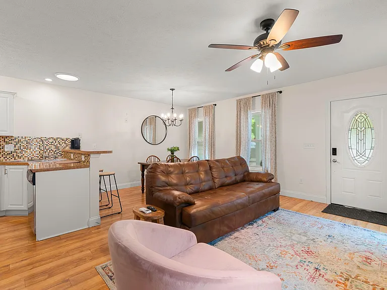 1659 Wood Thrush Dr #A — Photo 2