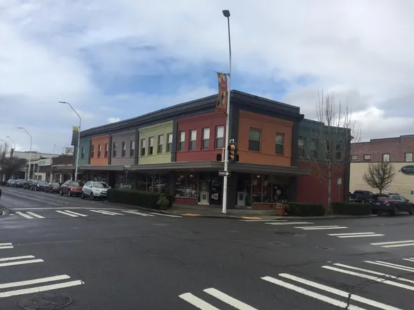 818 S 3rd St Floor 2, Renton, WA 98057