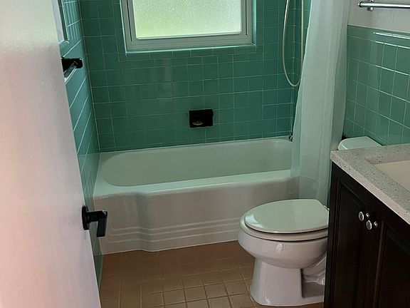5th image of 315 Walnut St