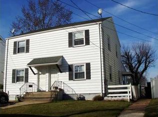57 Crampton Ave, Woodbridge, NJ 07095