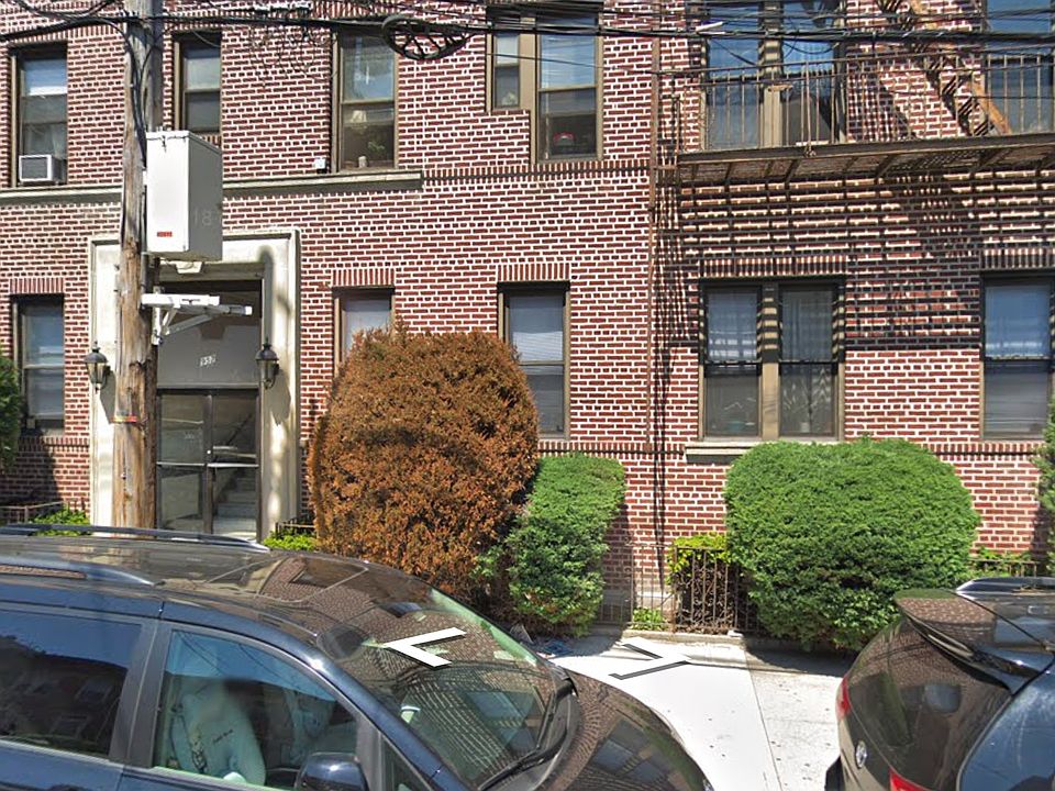 2nd image of 957 67th St APT B4