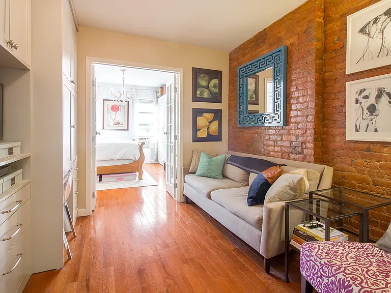 246 E 90th St #5C — Photo 1