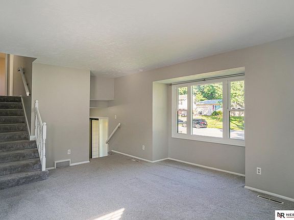 5th image of 12609 Westwood Ln