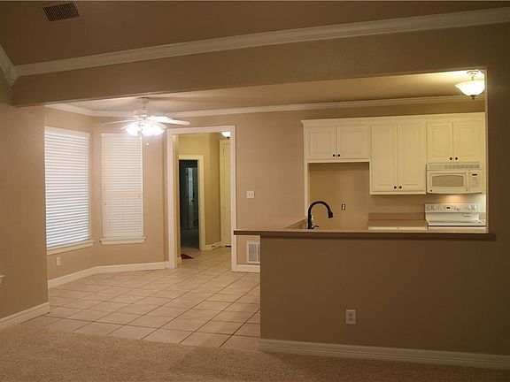 5th image of 2313 Hideaway Ln
