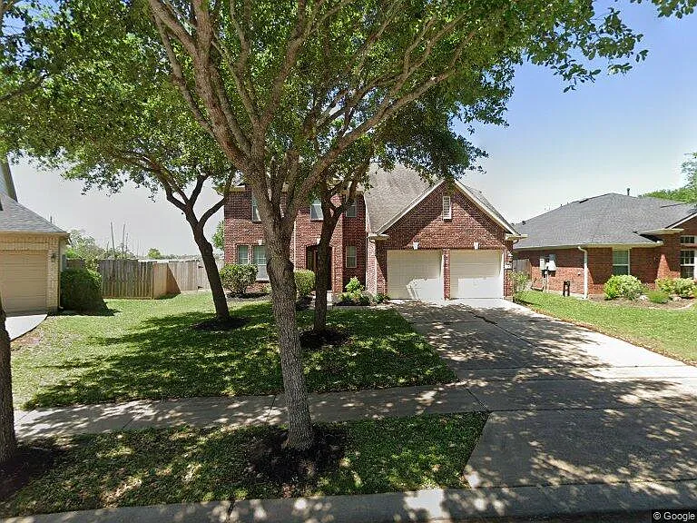 4 bed, 2752 sqft, $2,600 — Photo 1