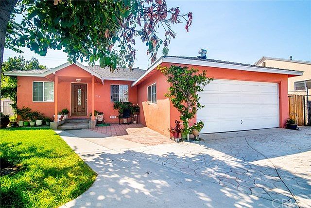 1st image of 838 Sandia Ave