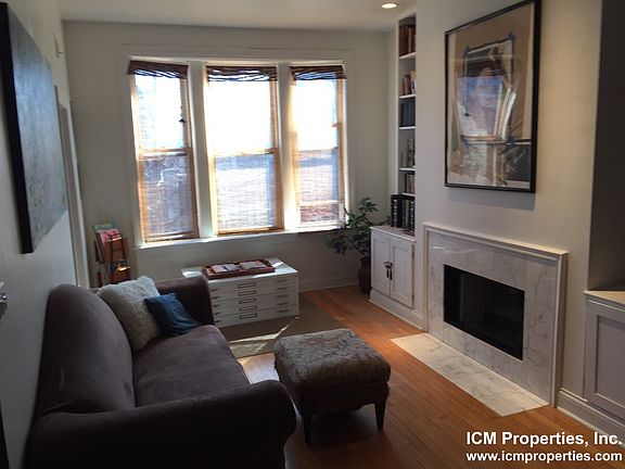 3rd image of 3846 N Southport Ave #38542