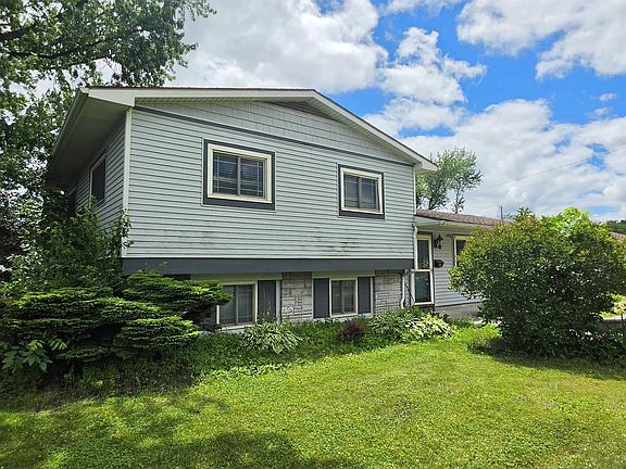 2nd image of 1417 Lower Huntington Rd