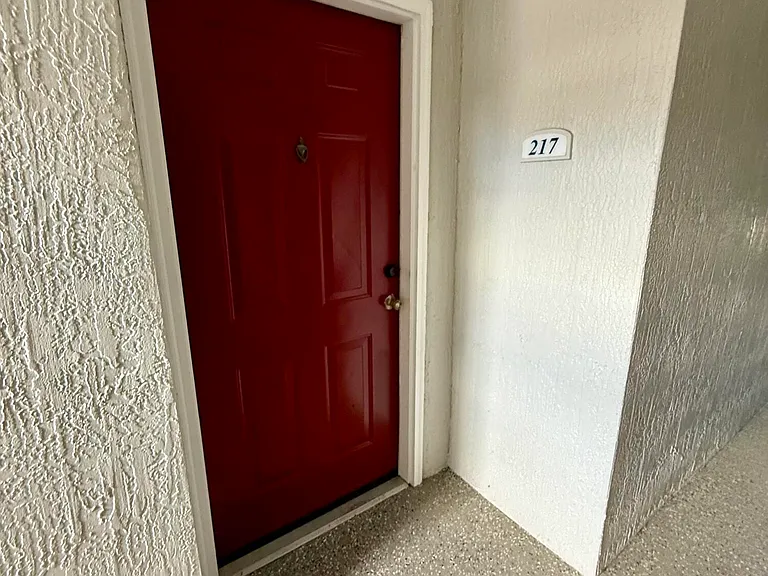 3591 Kernan Blvd S #217 — Photo 31