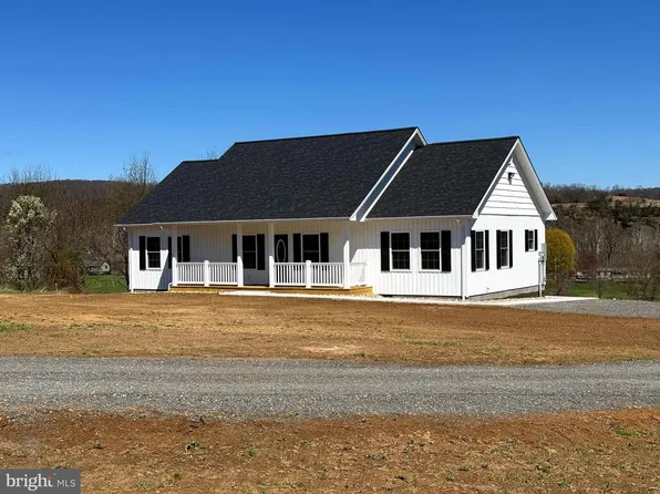 152 Fisher Ln, Moorefield, WV 26836