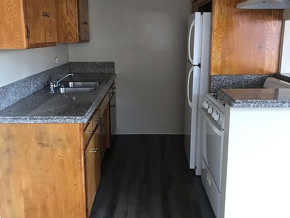 2nd image of 202 E Cypress St APT 20